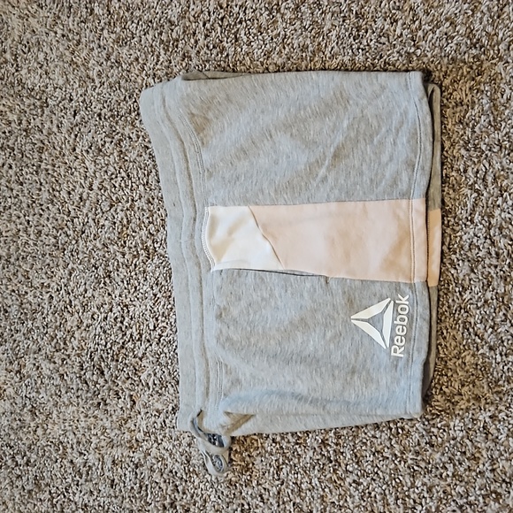 🛒Reebok shorts - Picture 3 of 4